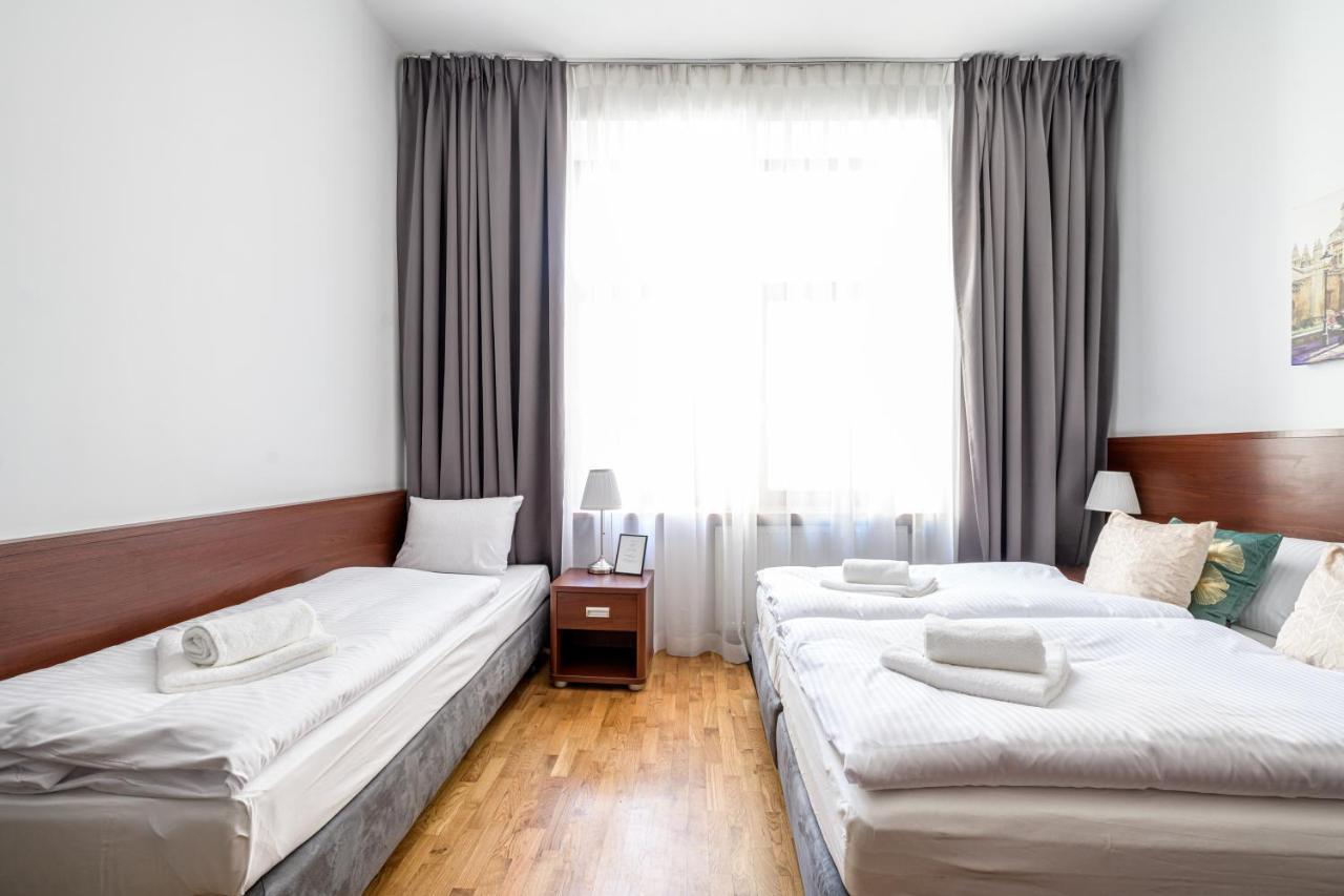 On/Set Aparthotel Krasków Eksteriør bilde